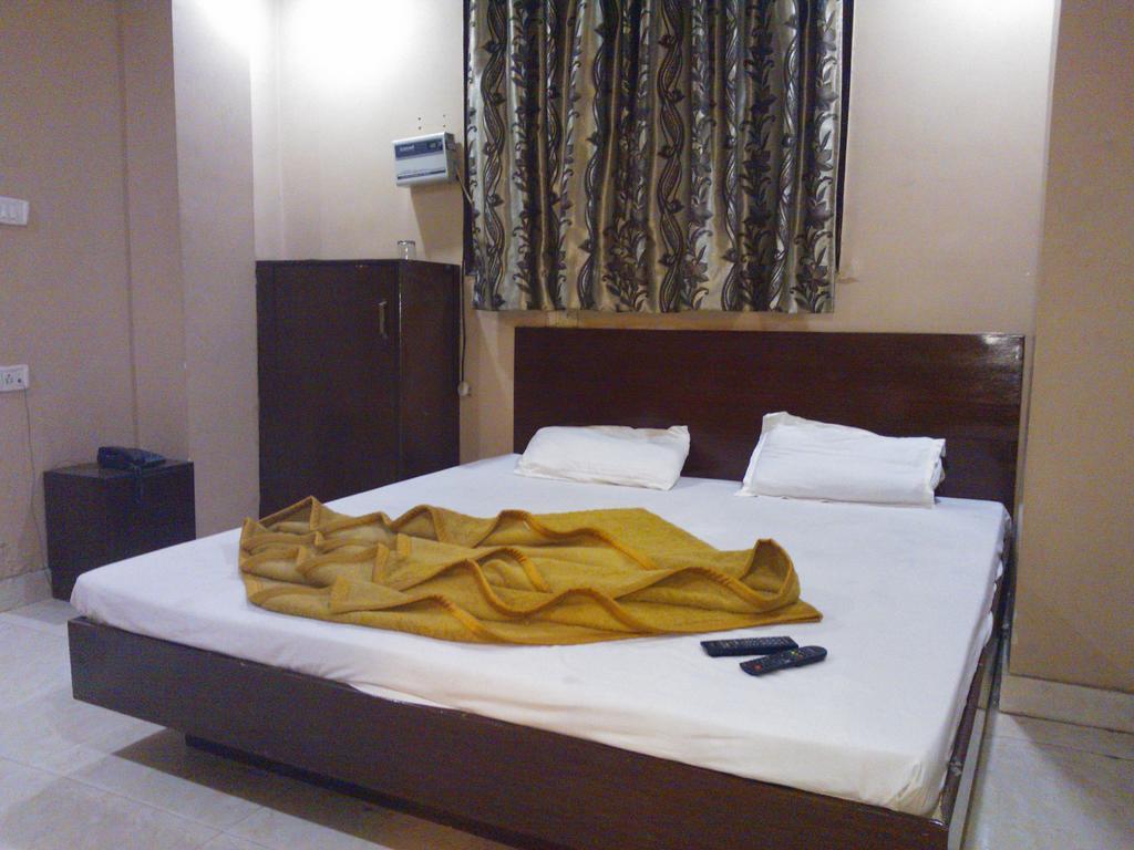 Hotel Hridey Inn Neu-Delhi Exterior foto
