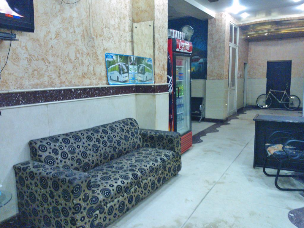 Hotel Hridey Inn Neu-Delhi Exterior foto