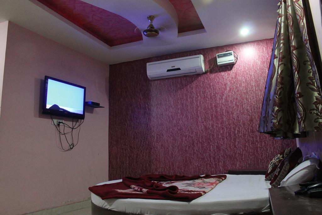 Hotel Hridey Inn Neu-Delhi Exterior foto