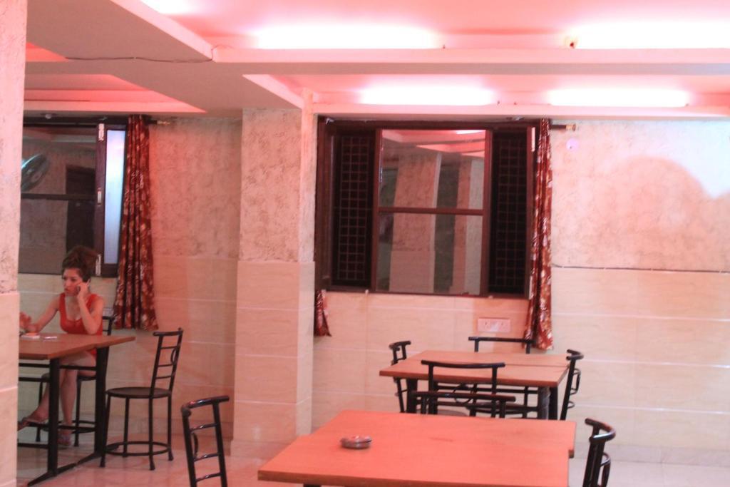 Hotel Hridey Inn Neu-Delhi Exterior foto