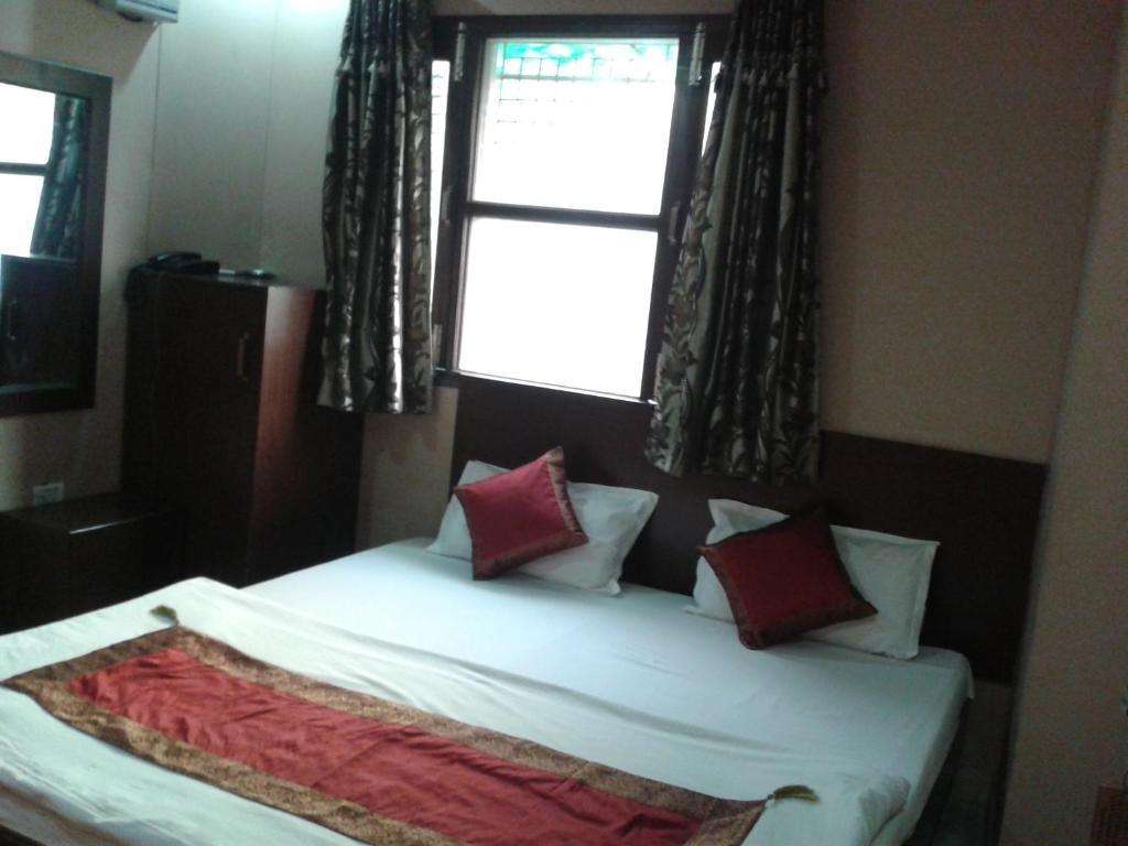 Hotel Hridey Inn Neu-Delhi Zimmer foto
